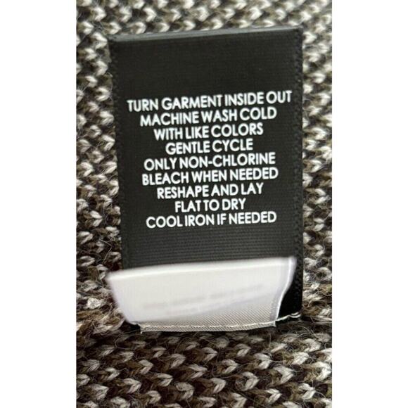 Torrid Camo Jacquard Crew Neck Pullover Women’s Plus Size 2 - Picture 7 of 11